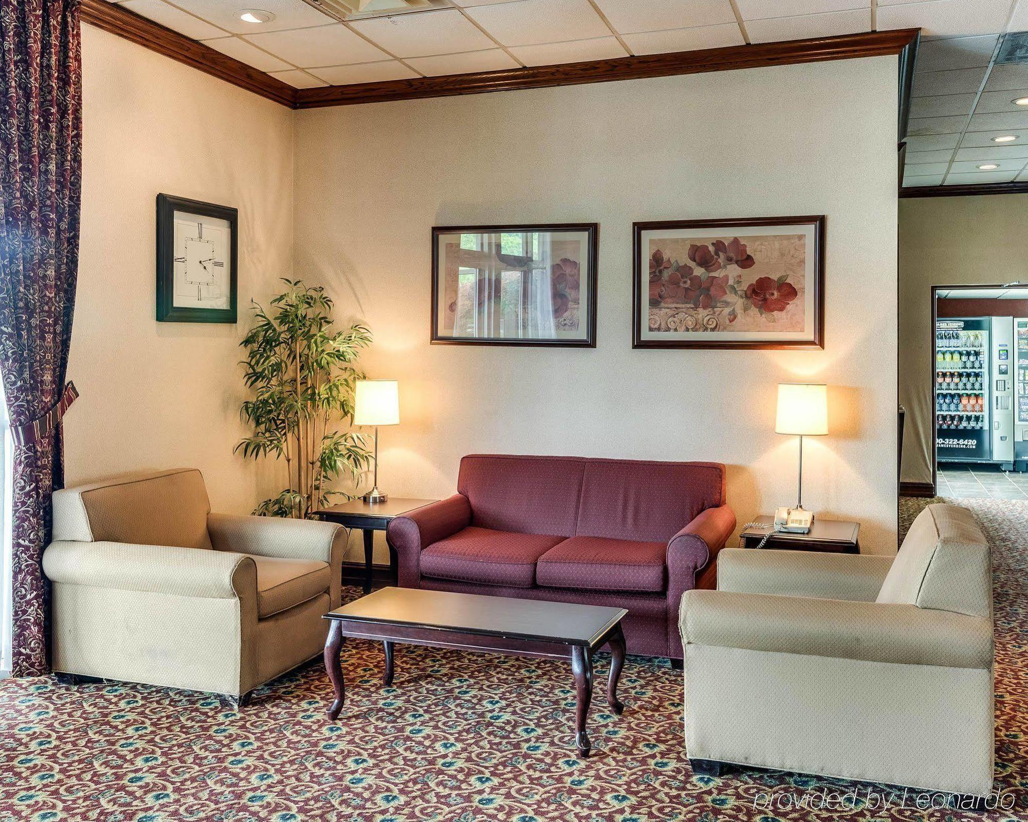 Clarion Inn Fairmont Buitenkant foto